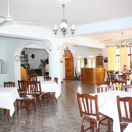 Hotel Alpine Vlorë 외부 사진