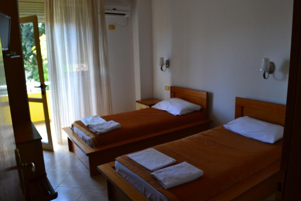 Hotel Alpine Vlorë 객실 사진