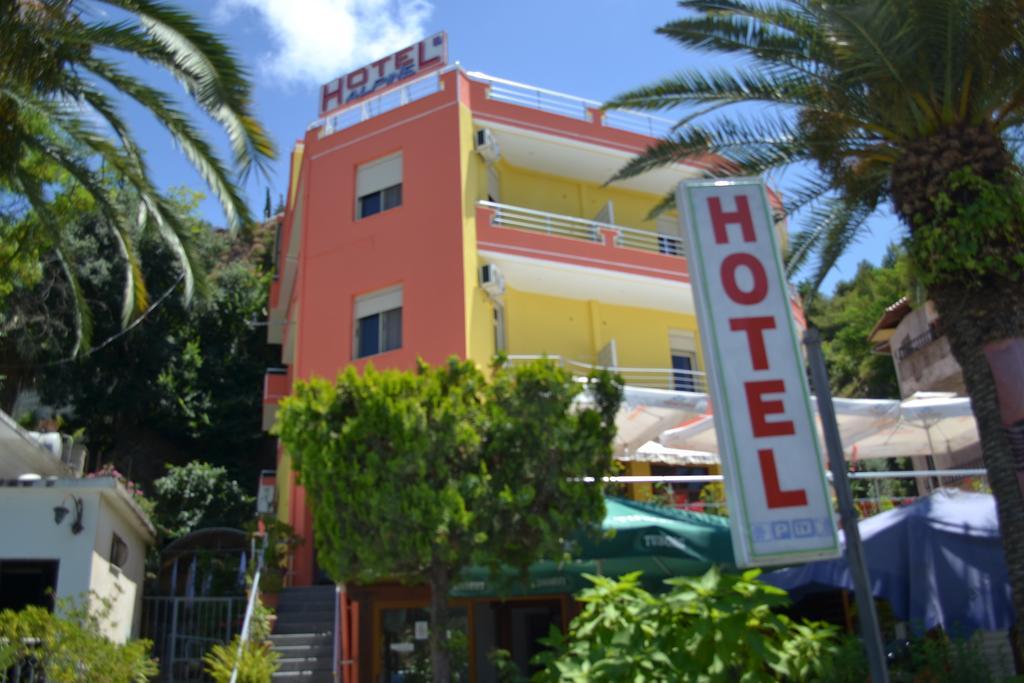 Hotel Alpine Vlorë 외부 사진