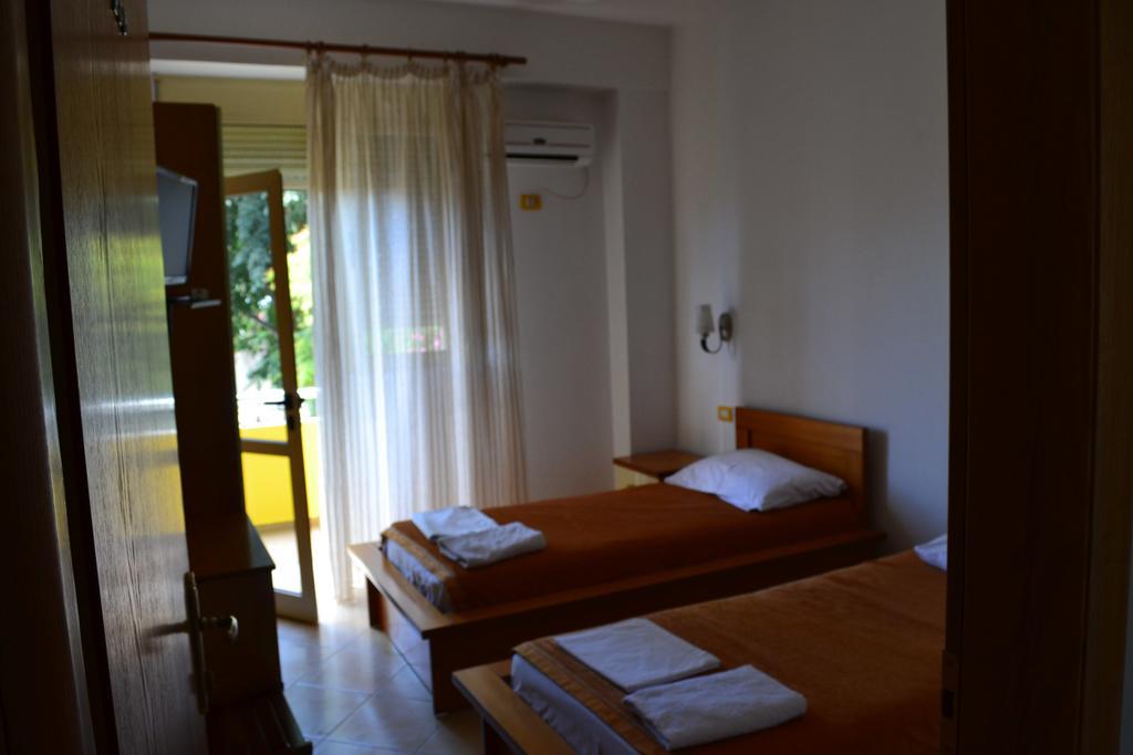 Hotel Alpine Vlorë 객실 사진